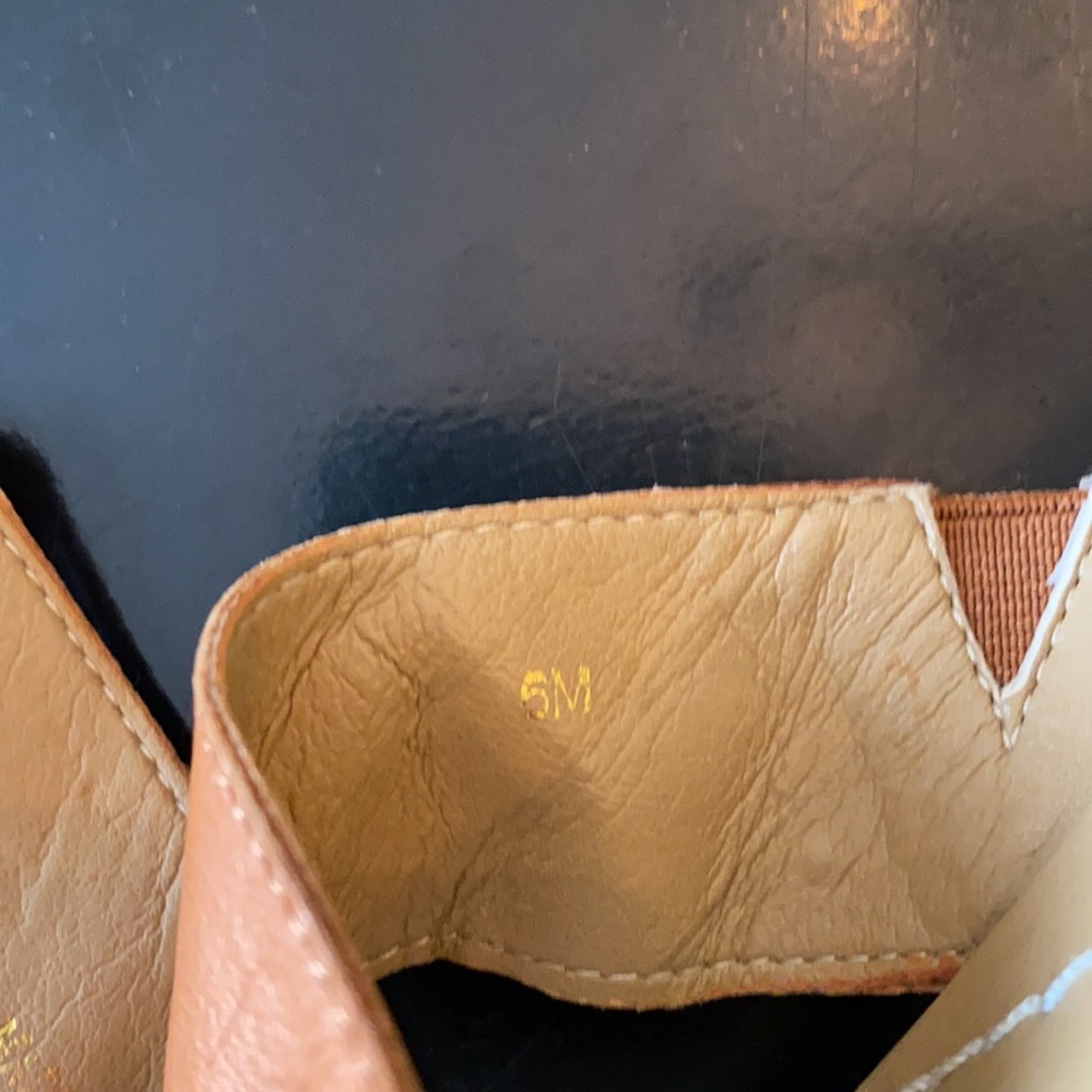 Van Eli Sandals - image 5